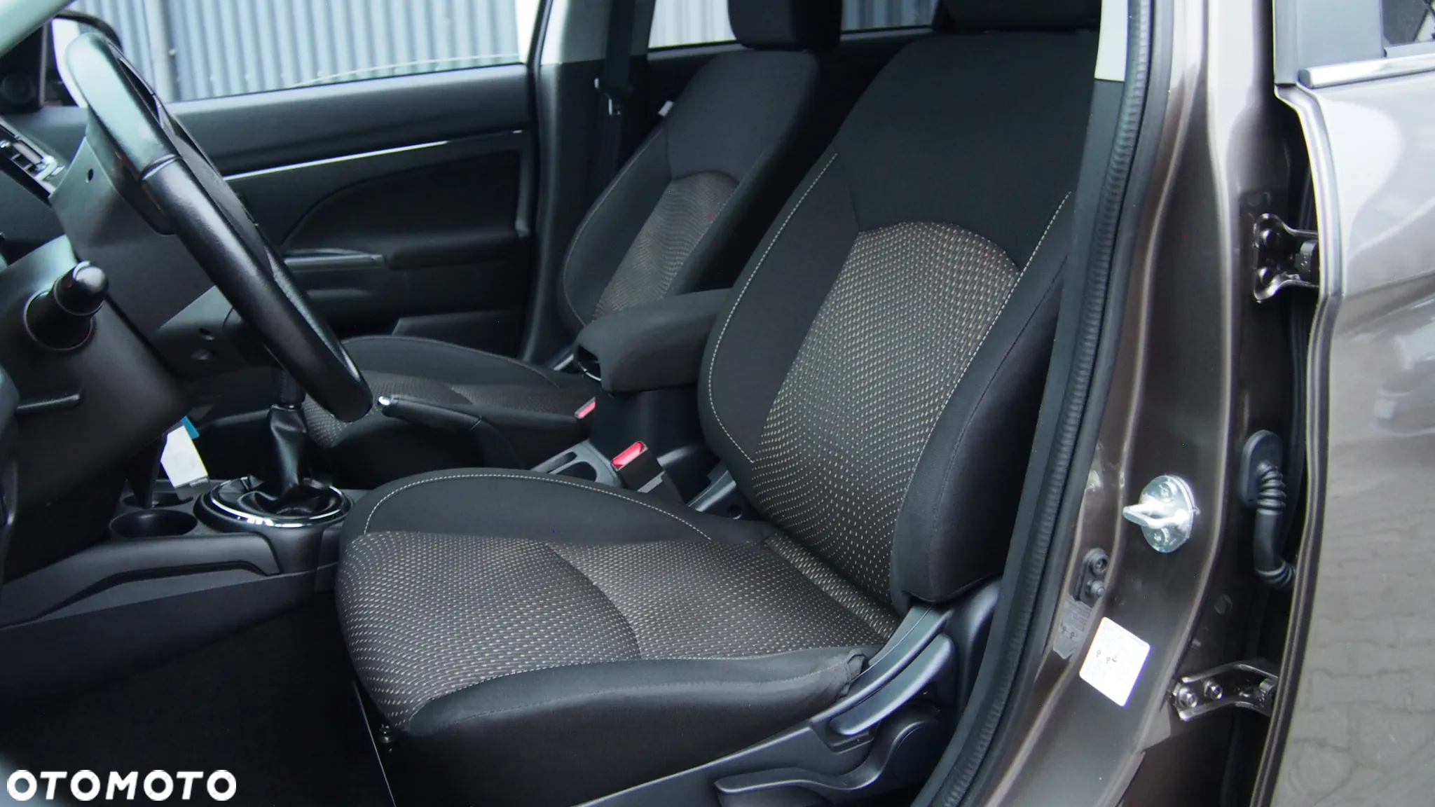 Mitsubishi ASX 1.6 2WD Instyle - 19