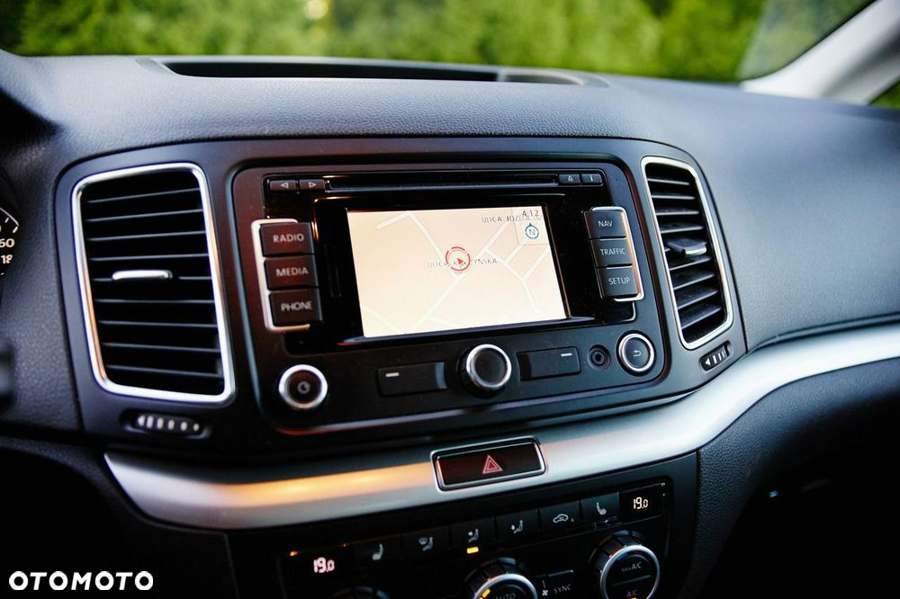 Volkswagen Sharan 2.0 TDI BlueMotion Technology Comfortline - 28
