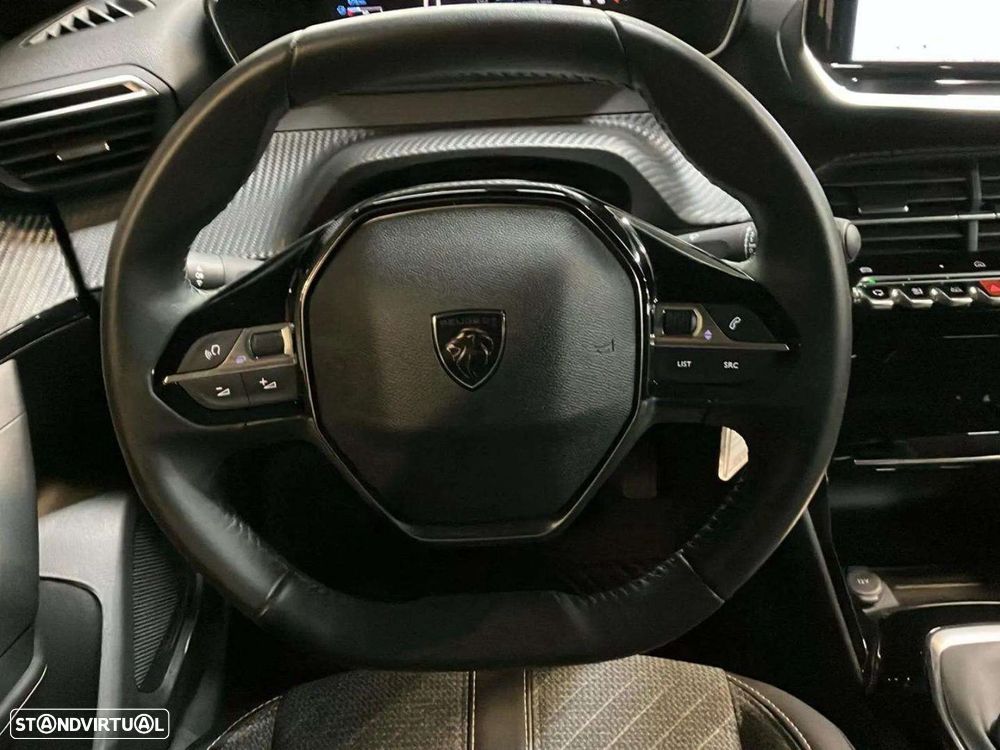 Peugeot 2008 1.2 PureTech Allure - 11