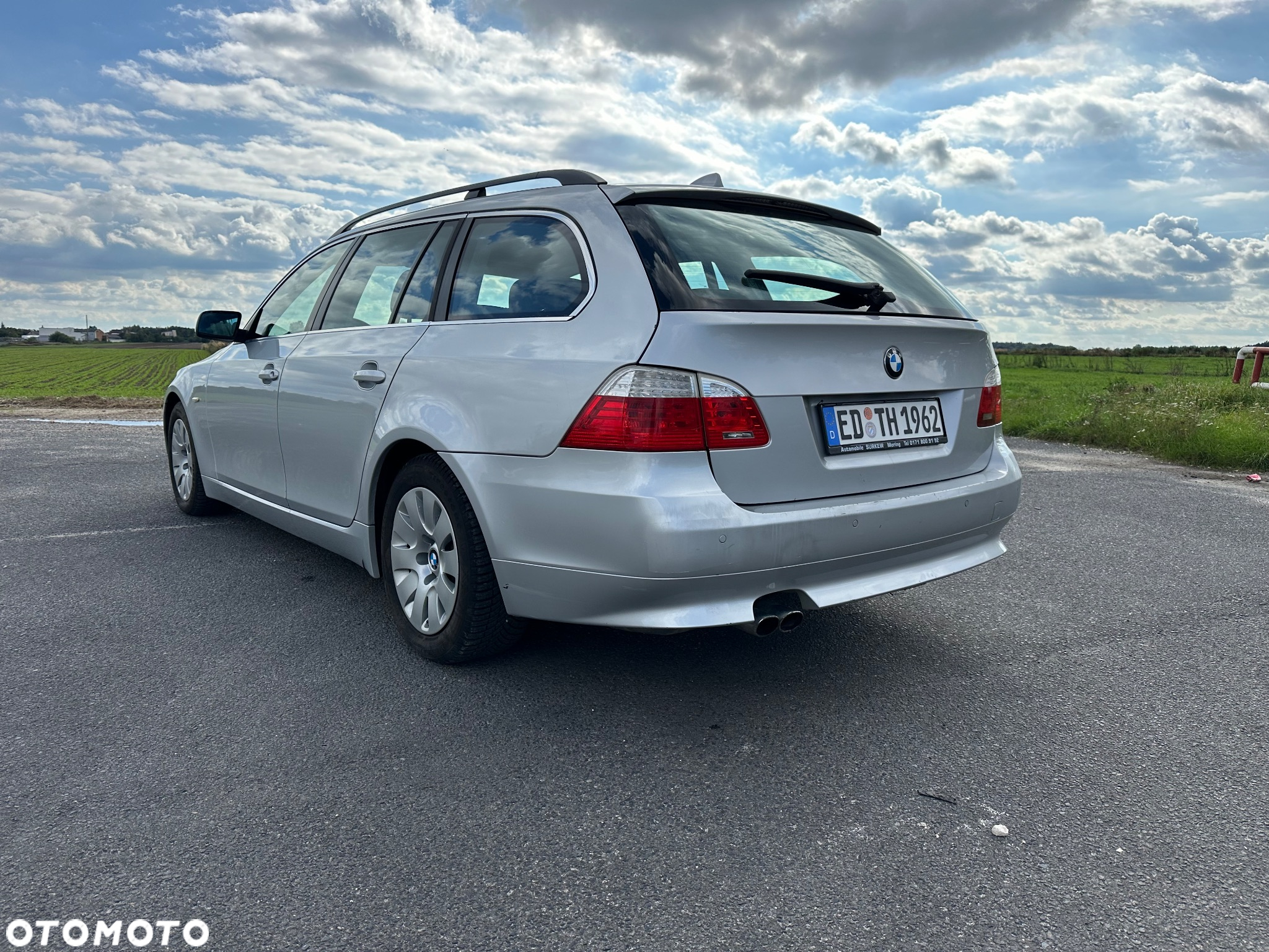 BMW Seria 5 523i Touring - 5