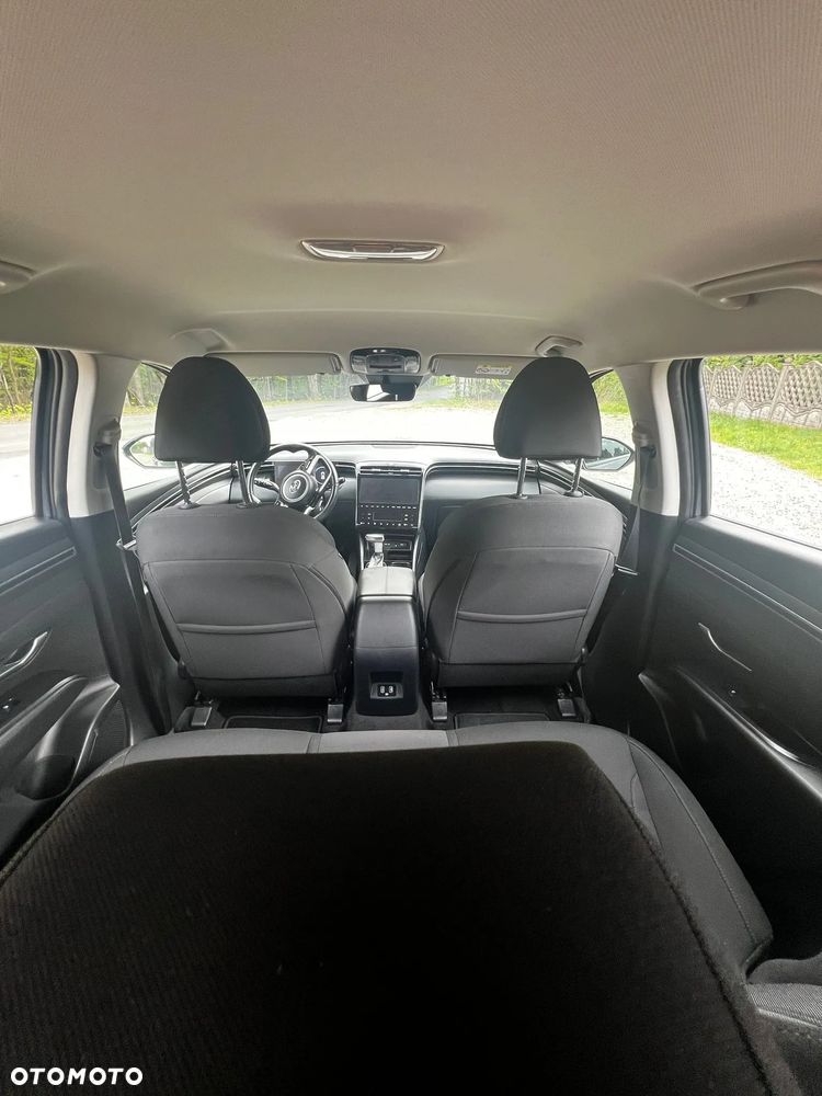 Hyundai Tucson 1.6 CRDi 48V-Hybrid 2WD DCT Select - 29