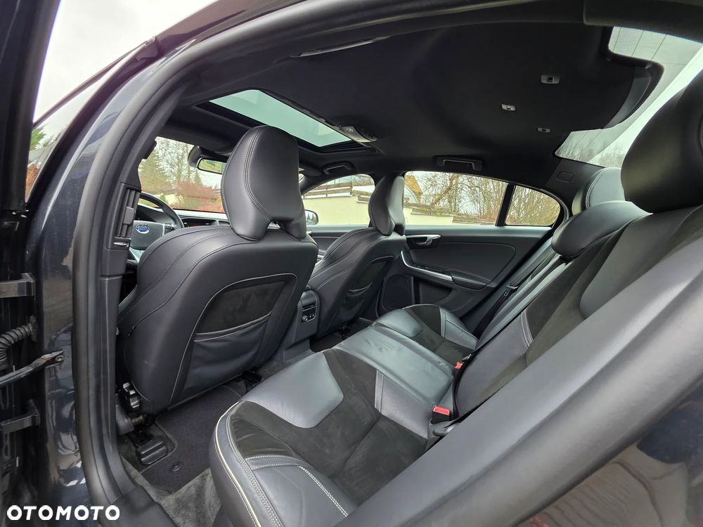 Volvo S60 D4 Geartronic Summum - 35