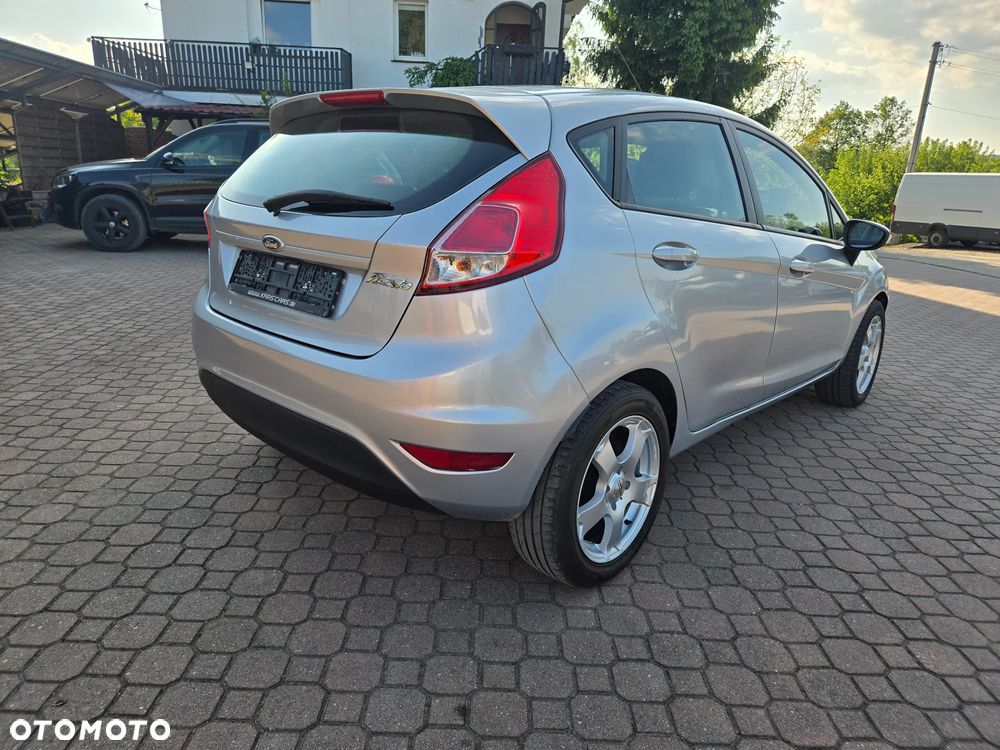 Ford Fiesta 1.4 Champions Edition - 6