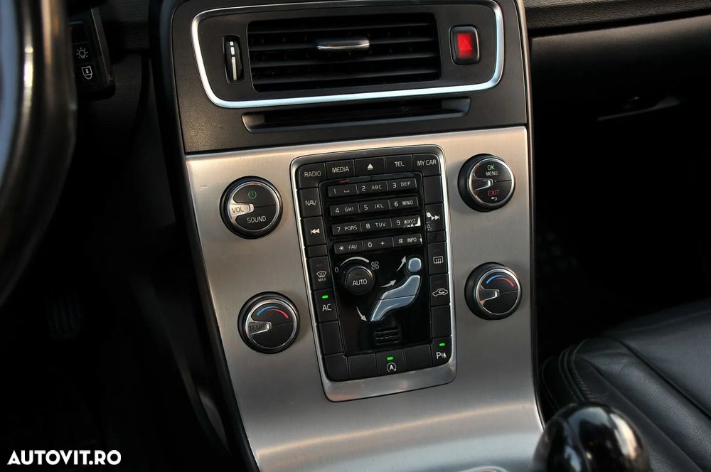 Volvo V60 DRIVe Start-Stop Basic - 10