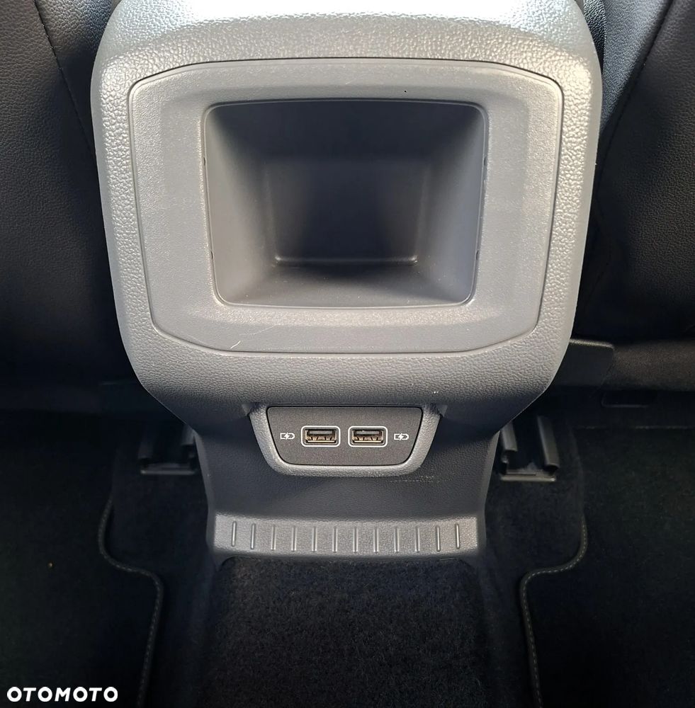 Volkswagen T-Cross 1.5 TSI OPF DSG R-Line - 31