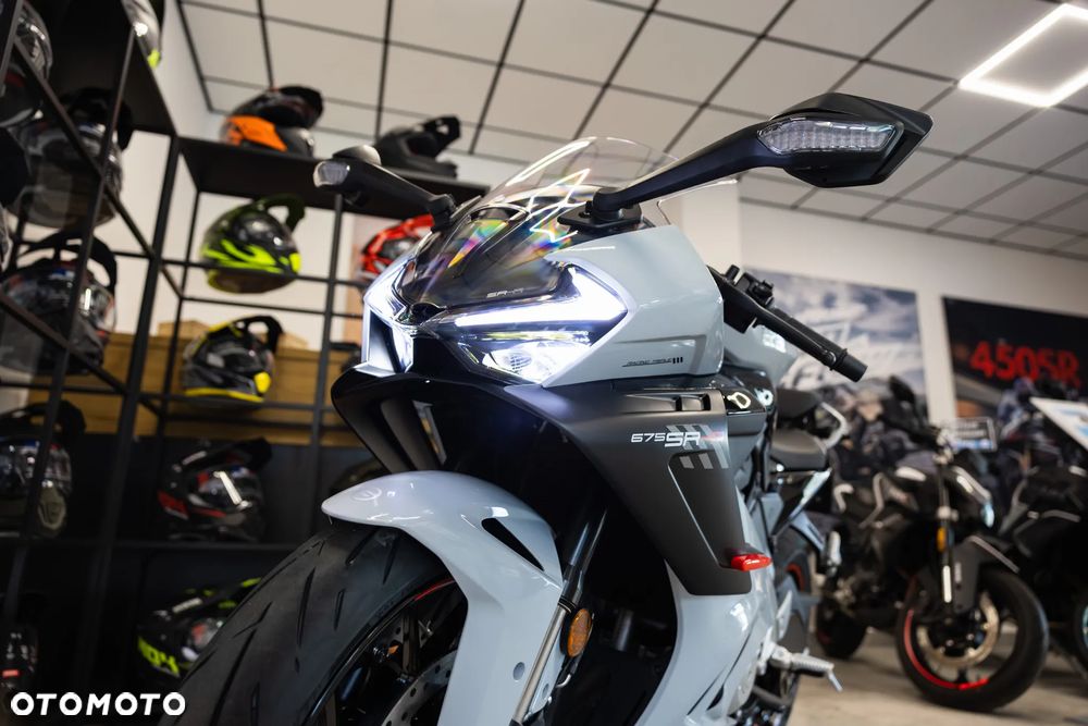 CFMoto 675SR - 7