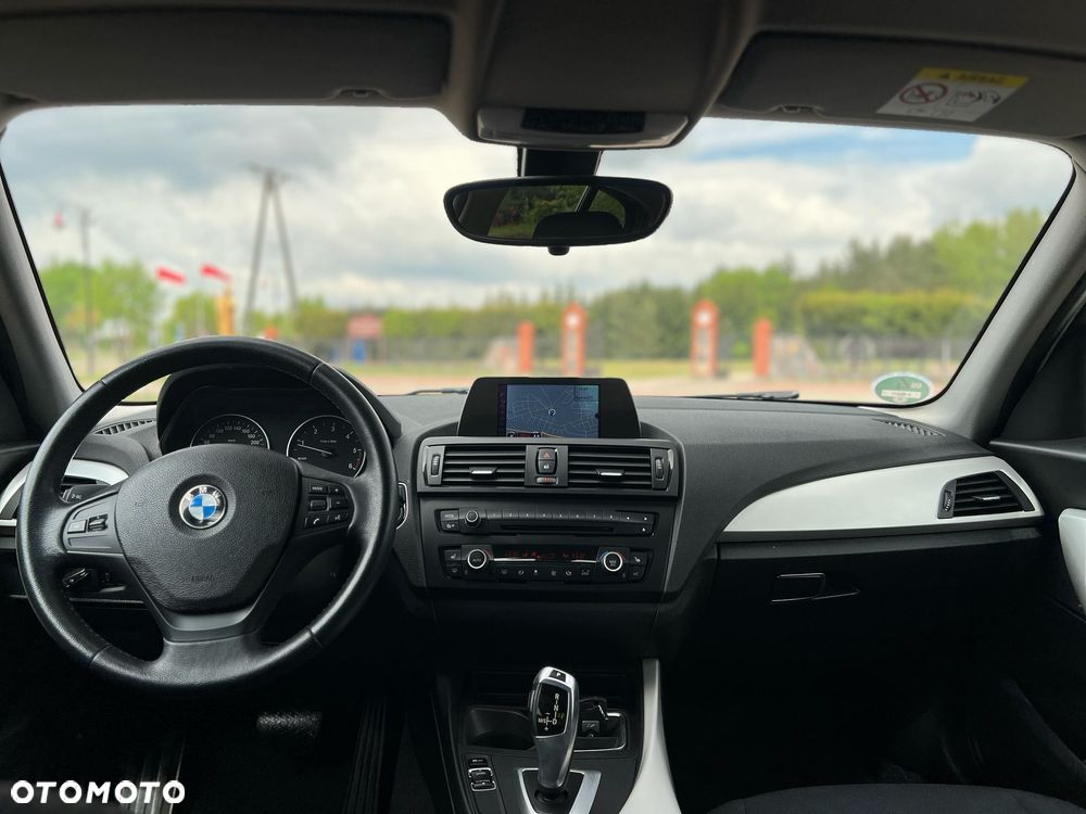 BMW Seria 1 116d Sport Line - 7