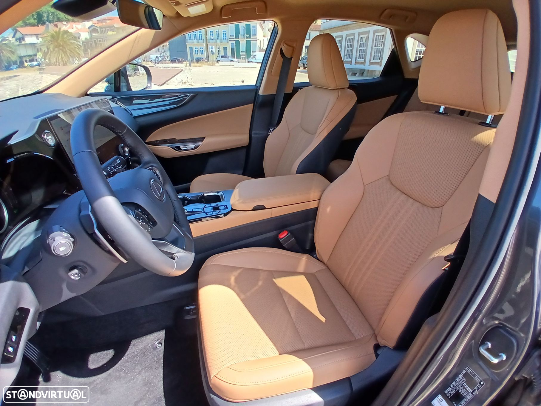 Lexus NX 450h+ - 4