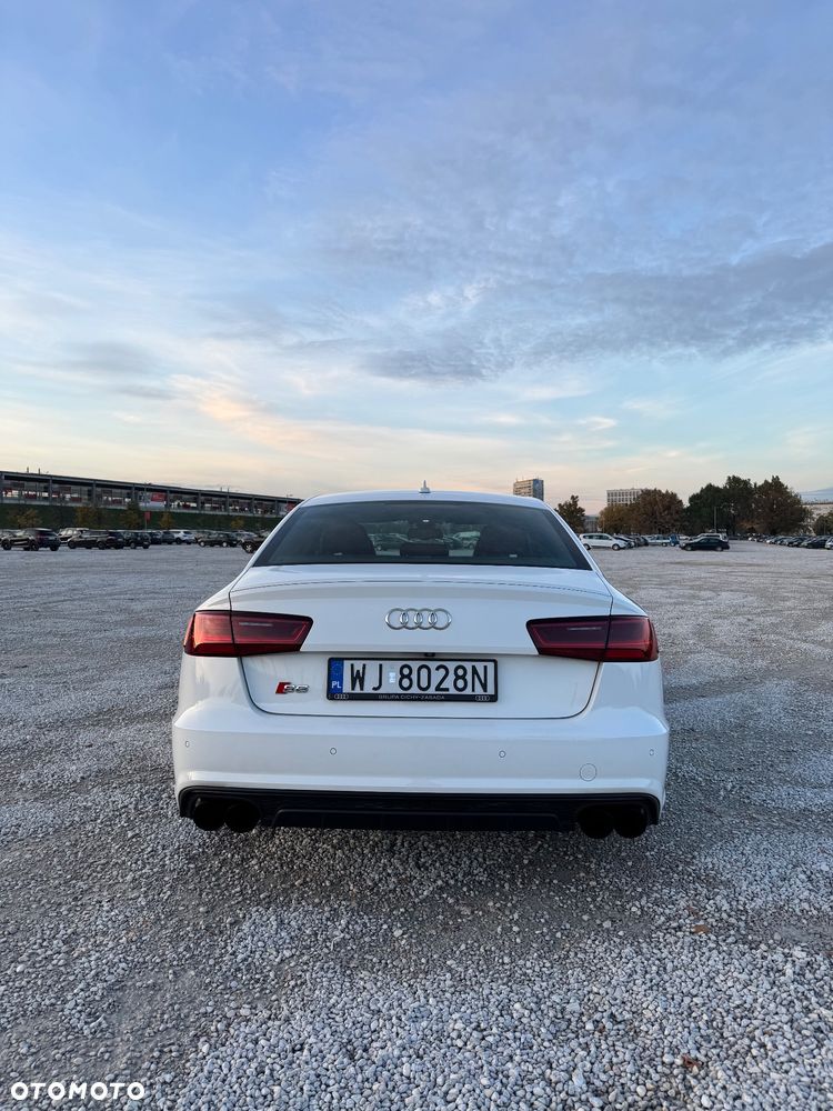 Audi S6 Limousine - 8