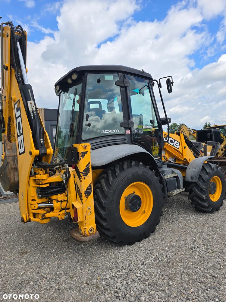 JCB - 7