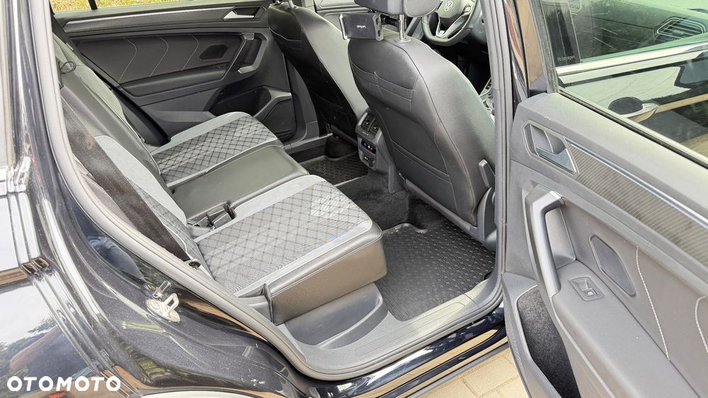 Volkswagen Tiguan 2.0 TDI SCR 4MotION DSG R-Line - 11