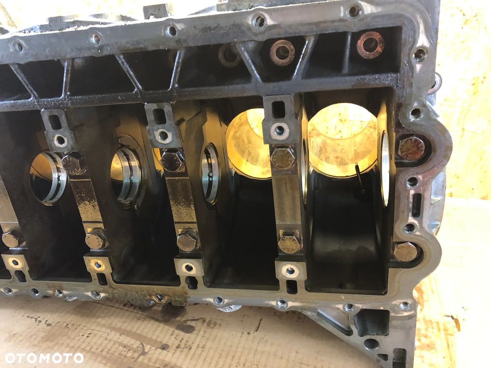 BLOK SILNIKA BMW E90 E60 E63 3.0i 330I N52B30 AF - 15