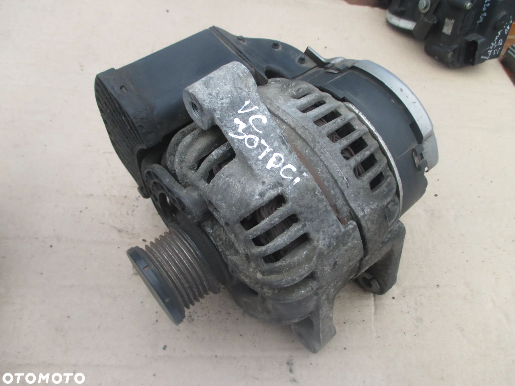 Alternator Opel Vectra C Signum 3.0 CDTI - 1