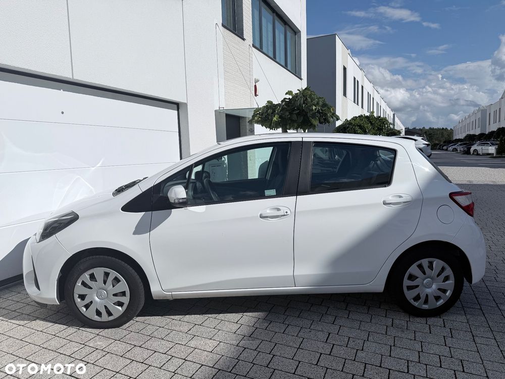 Toyota Yaris 2020 photo 3