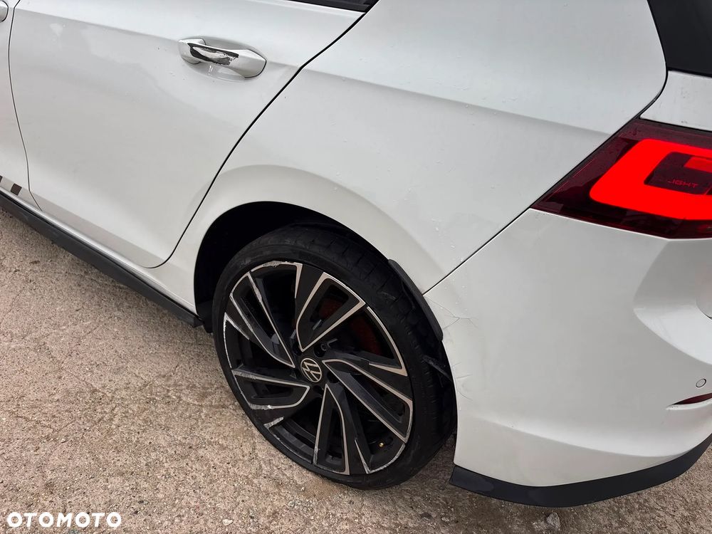 Volkswagen Golf 2.0 TSI OPF DSG GTI Clubsport - 32