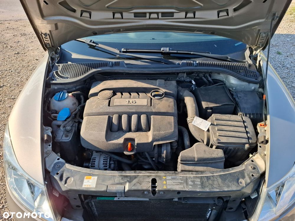 Skoda Octavia 1.6 Combi Style - 14