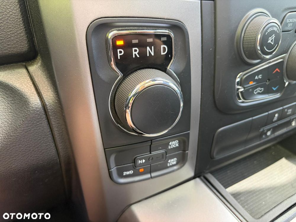 RAM 1500 5.7 Crew Cab Limited - 29