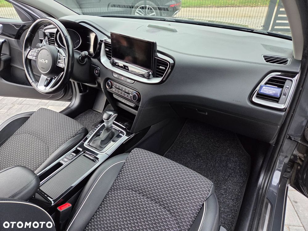 Kia Ceed 1.6 GDI DCT OPF Inspiration - 24
