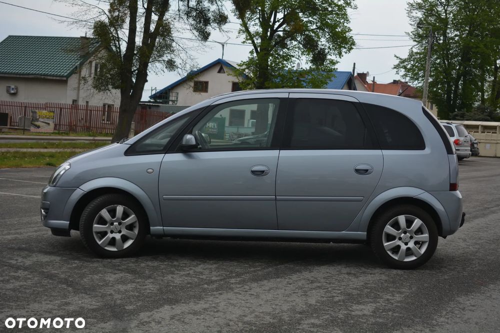 Opel Meriva - 10
