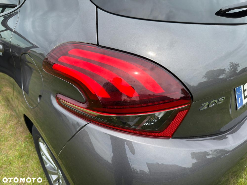 Peugeot 208 PureTech 82 Start & Stop Style - 28