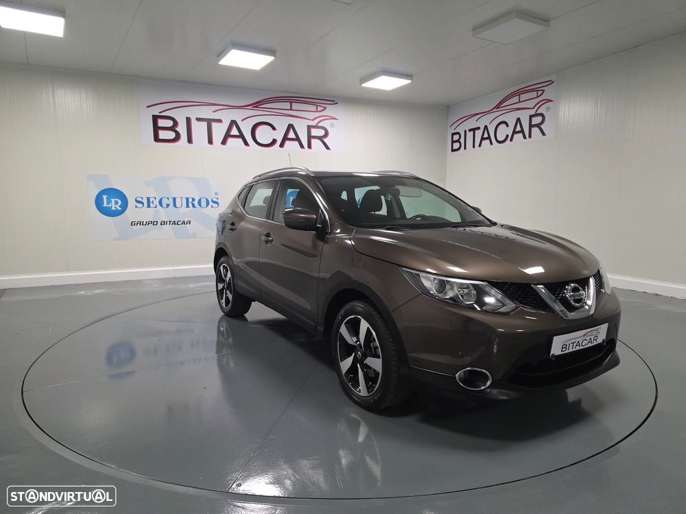 Nissan Qashqai 1.5 dCi N-Connecta Led - 3