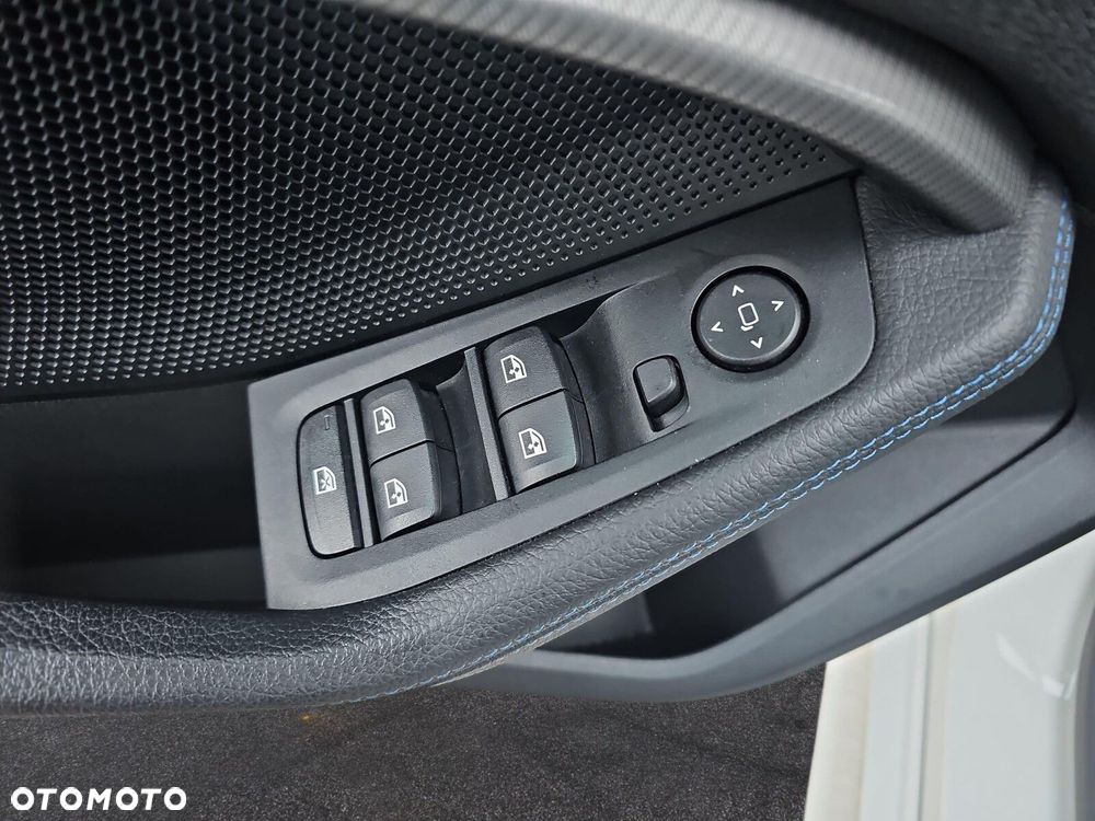 BMW Seria 1 - 20