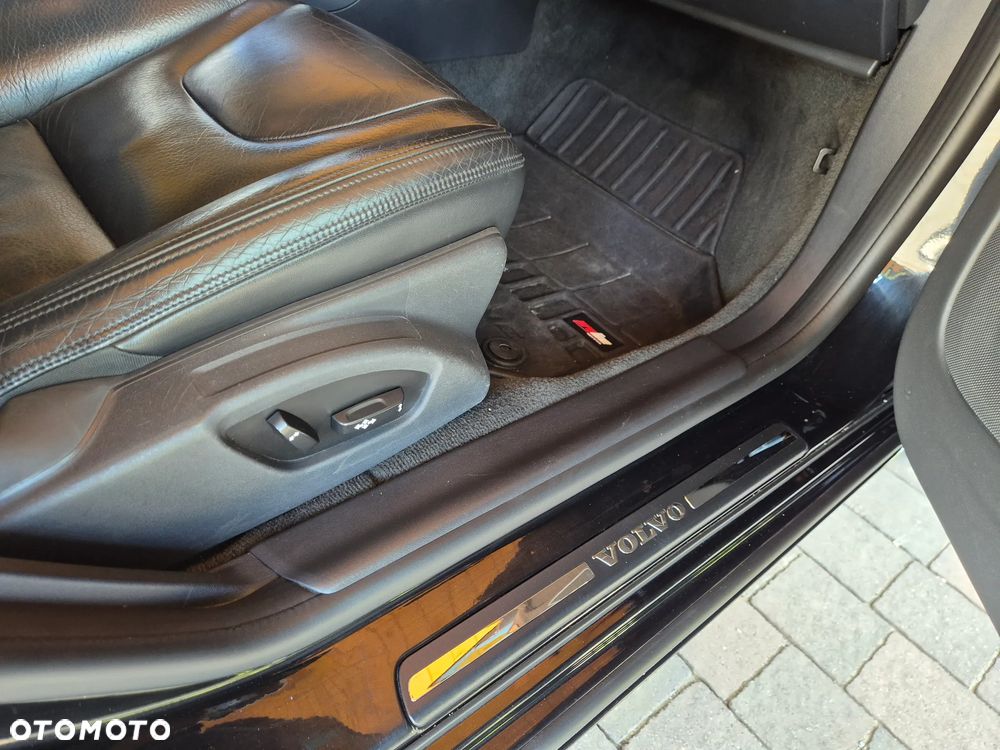 Volvo V60 D3 Summum - 38