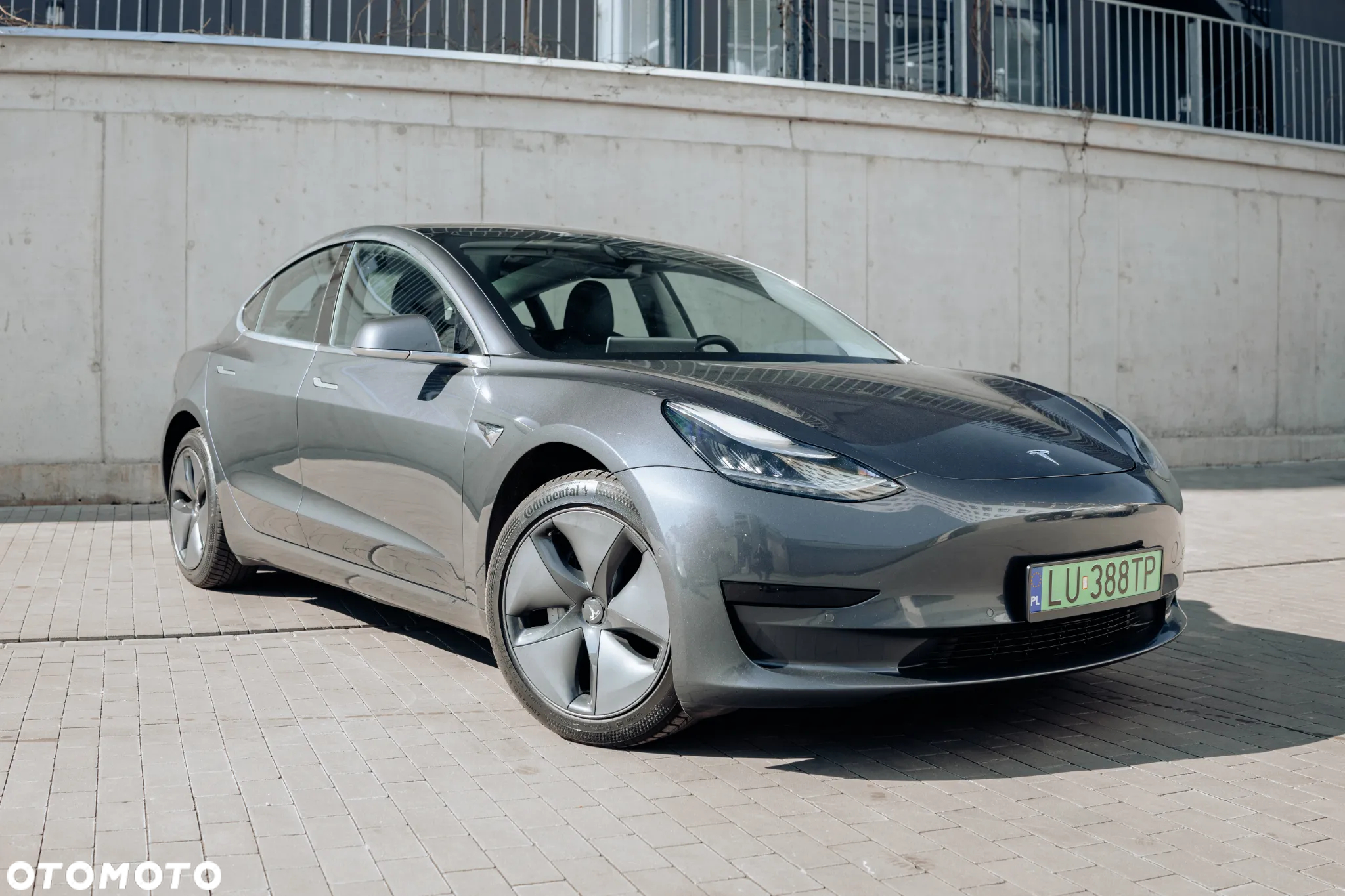 Tesla Model 3 Standard Reichweite Plus Hinterradantrieb - 2