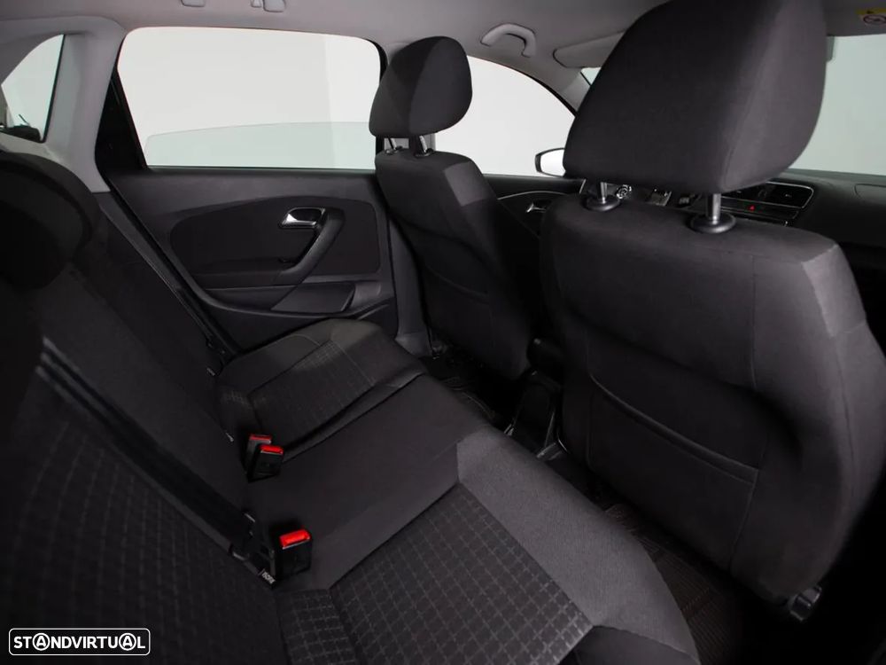 VW Polo 1.4 TDI (Blue Motion ) Highline - 11