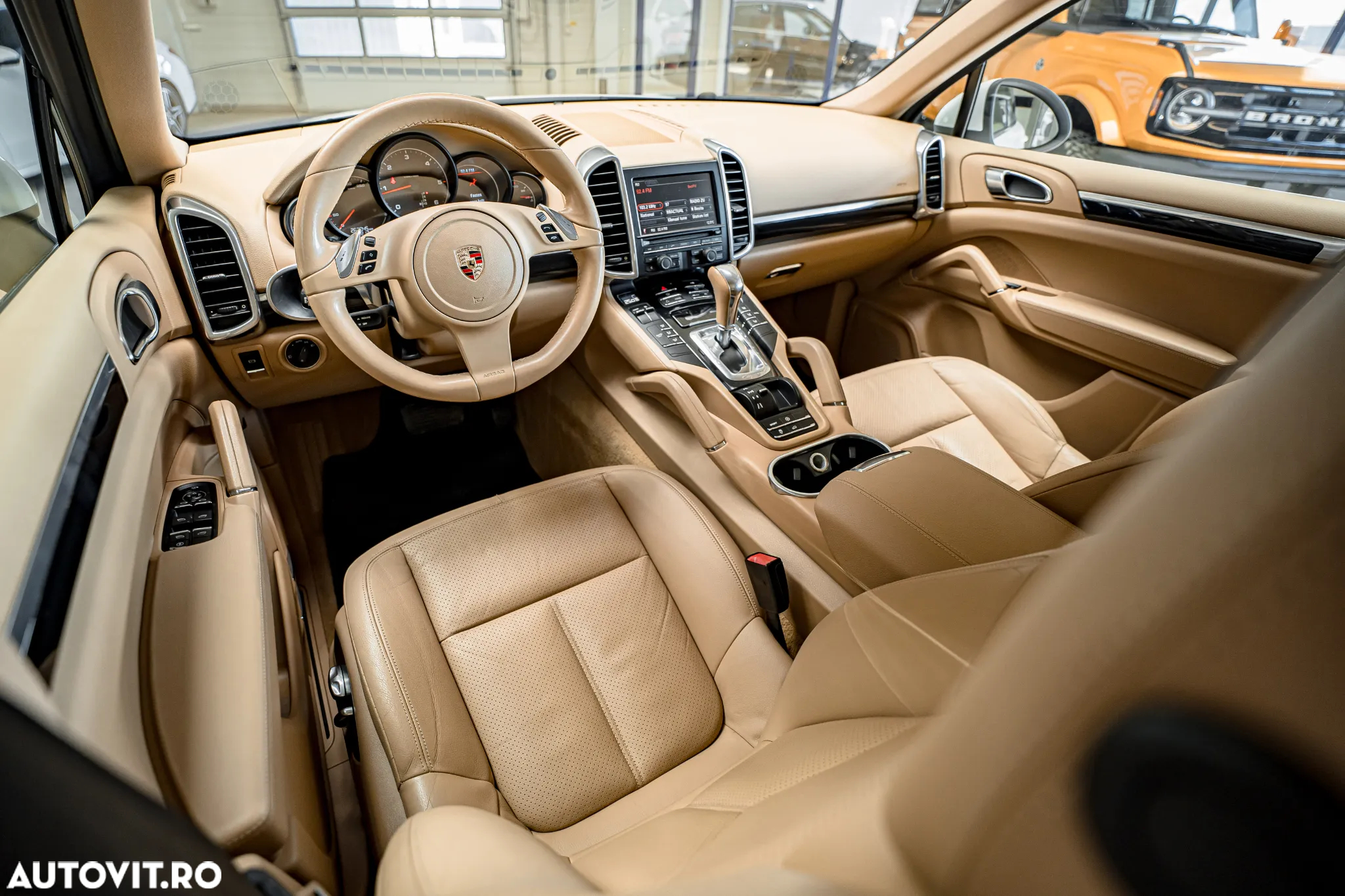 Porsche Cayenne 3.0 L V6 - 6