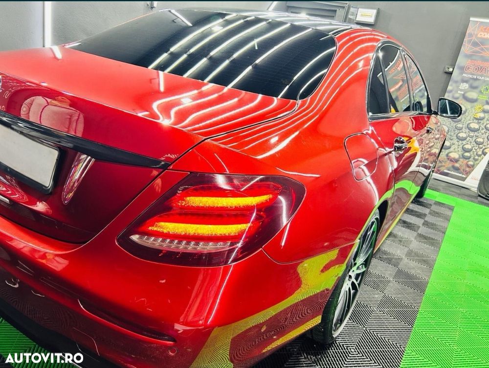 Mercedes-Benz E 220 d 9G-TRONIC AMG Line - 3