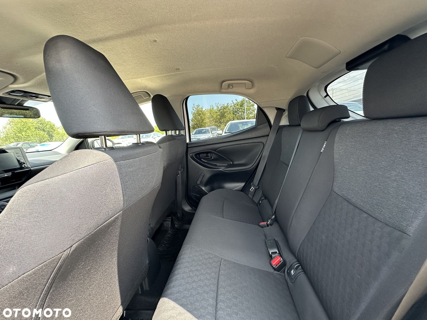 Toyota Yaris - 11