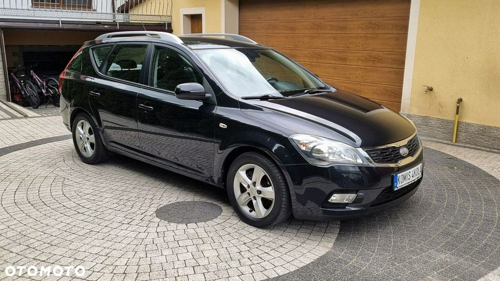 Kia Ceed - 7
