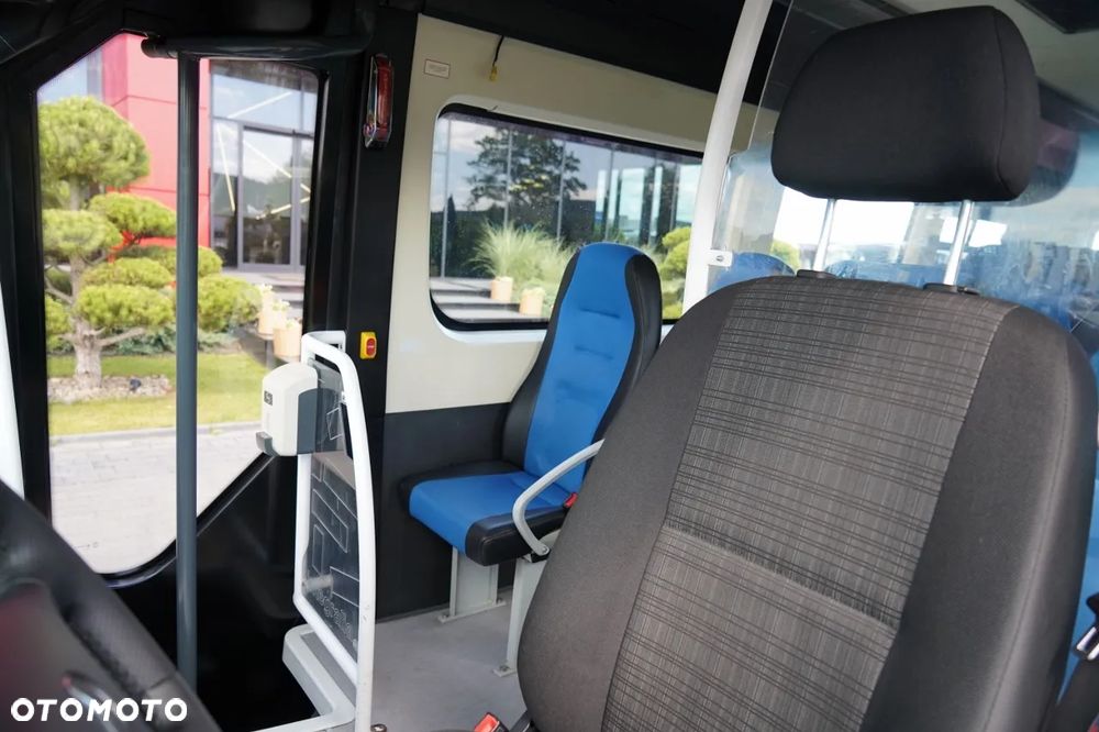 Mercedes-Benz SPRINTER 516 BLUETEC / KLIMATYZACJA / SPROWADZONY - 21