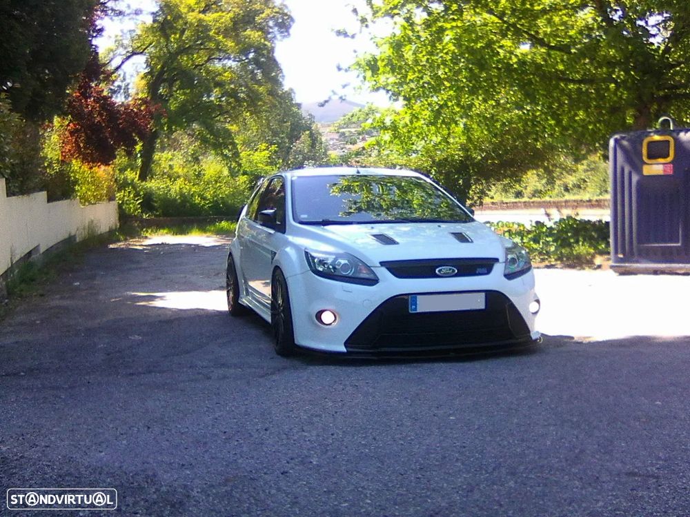 Ford Focus 2.5 T RS - 30
