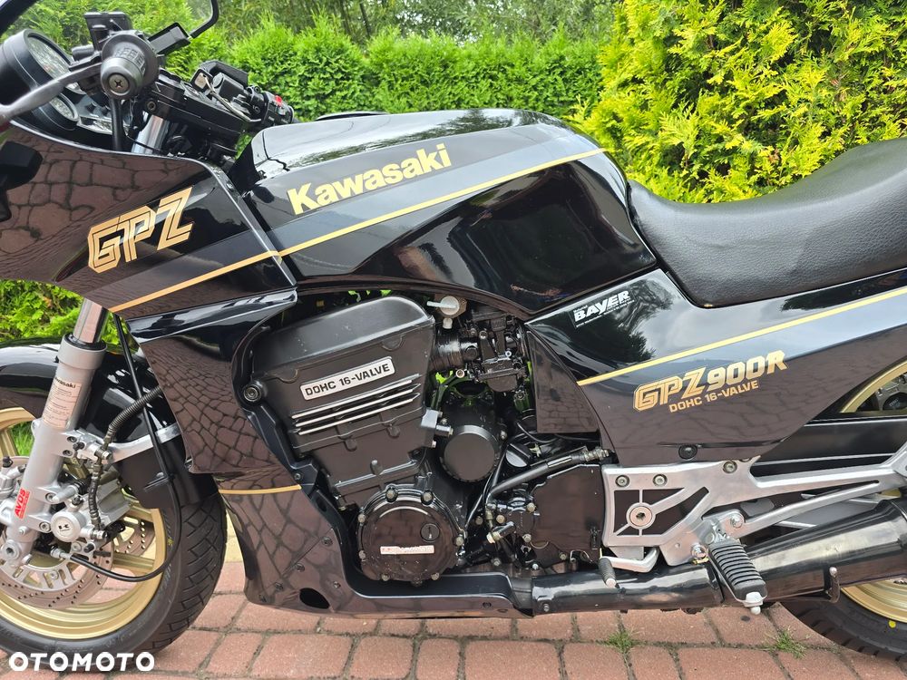 Kawasaki GPZ - 13