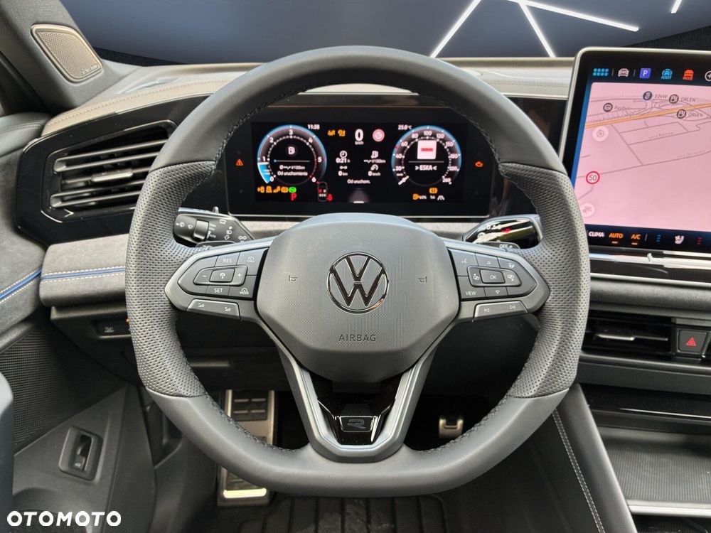Volkswagen Tiguan - 14