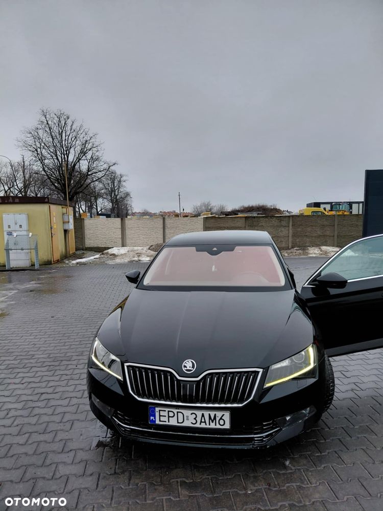 Skoda Superb 1.6 TDI Ambition DSG - 2
