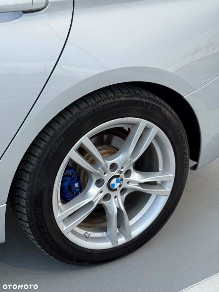 BMW 3GT 328i xDrive Sport-Aut M Sport - 15