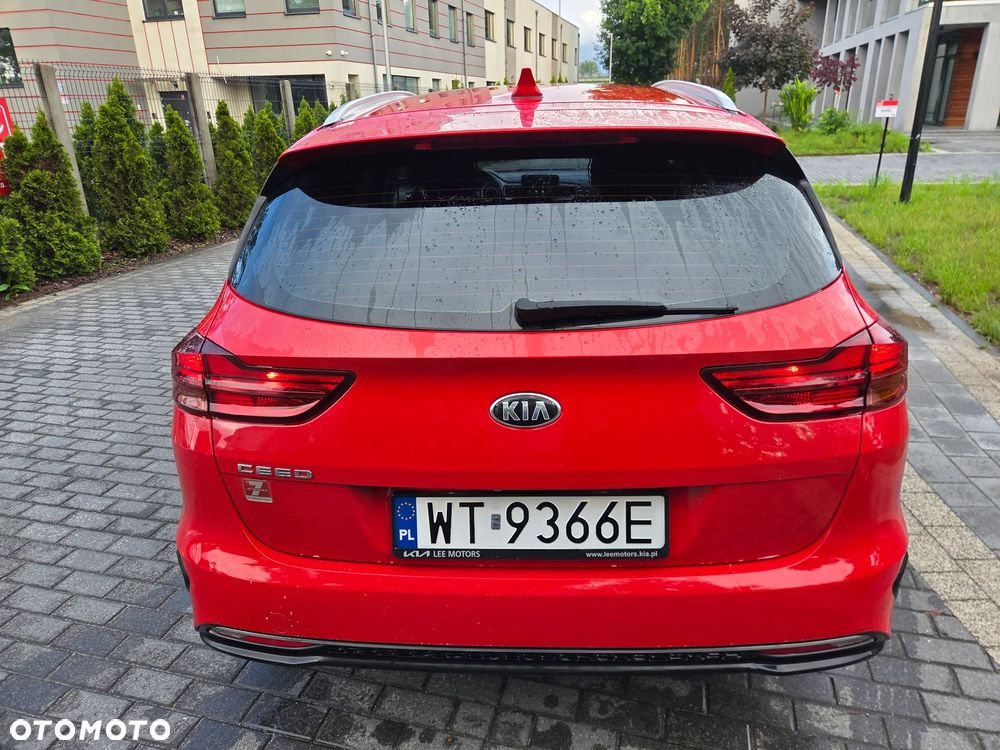 Kia Ceed - 3