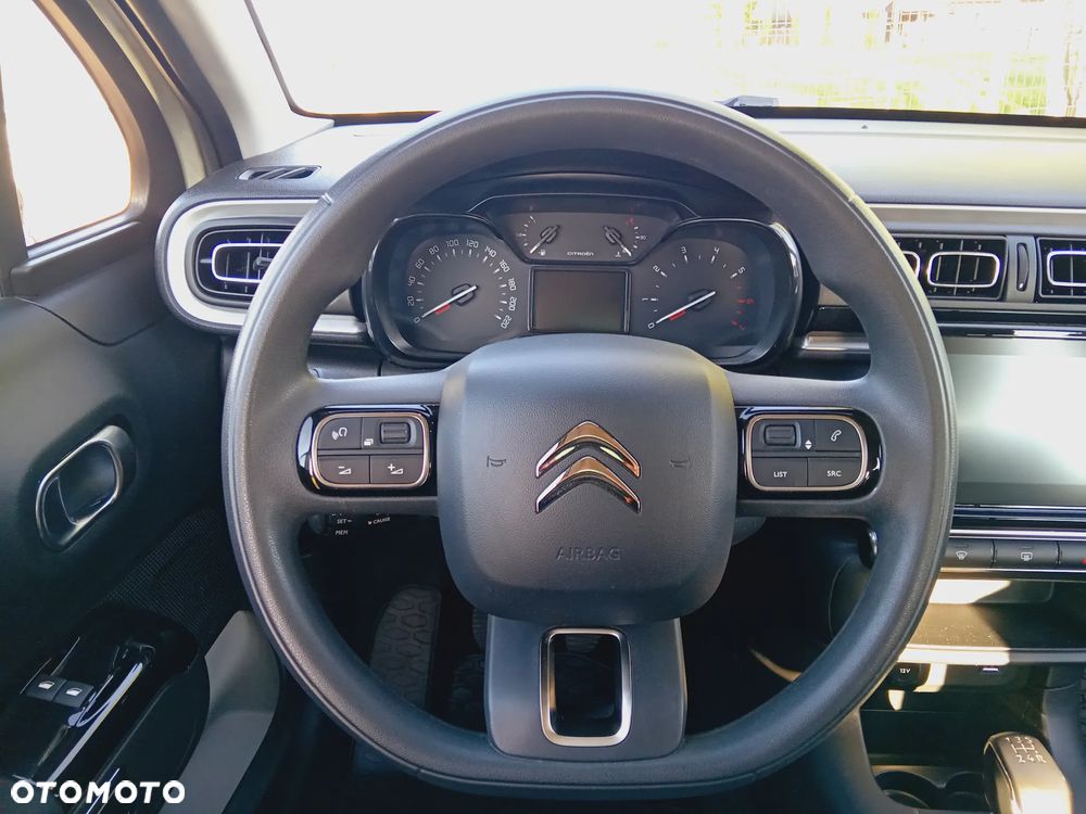 Citroën C3 1.2 PureTech Shine - 36