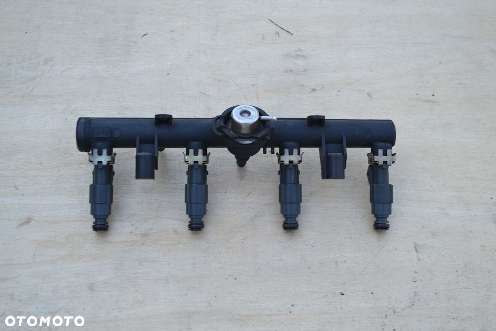 VW SEAT AUDI SKODA LISTWA WTRYSKOWA PALIWA WTRYSKI 030133319AA 0280151071 0280155919 - 1