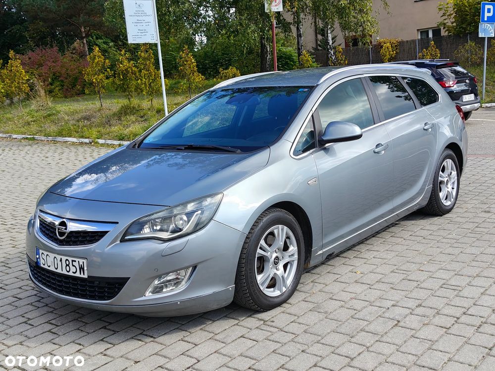 Opel Astra 2.0 CDTI DPF Cosmo - 35