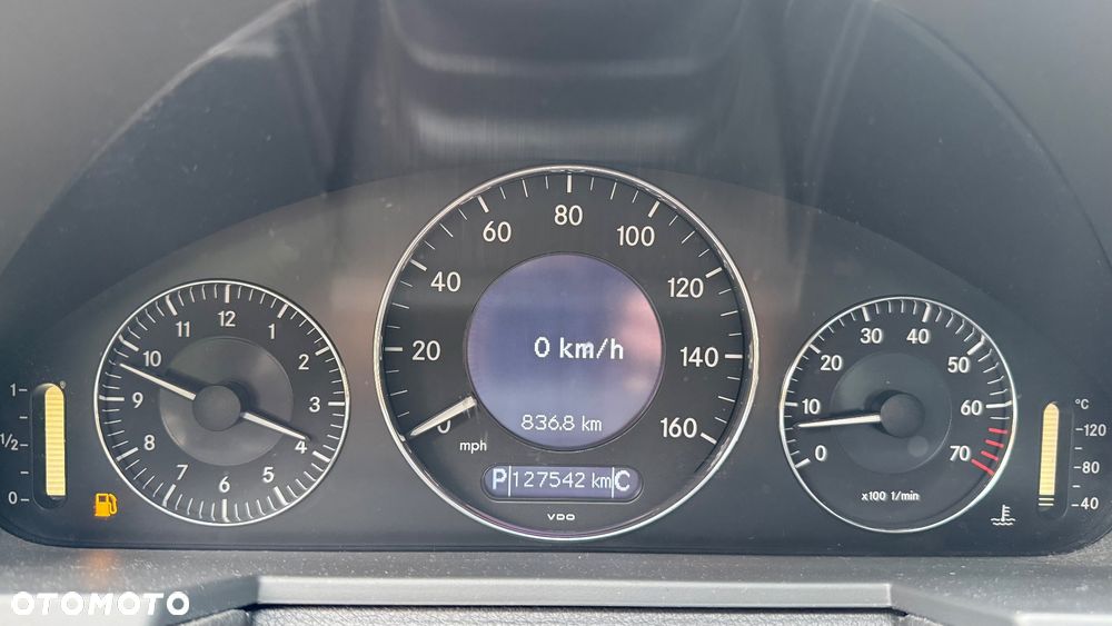Mercedes-Benz Klasa E 350 7G-TRONIC Classic - 20