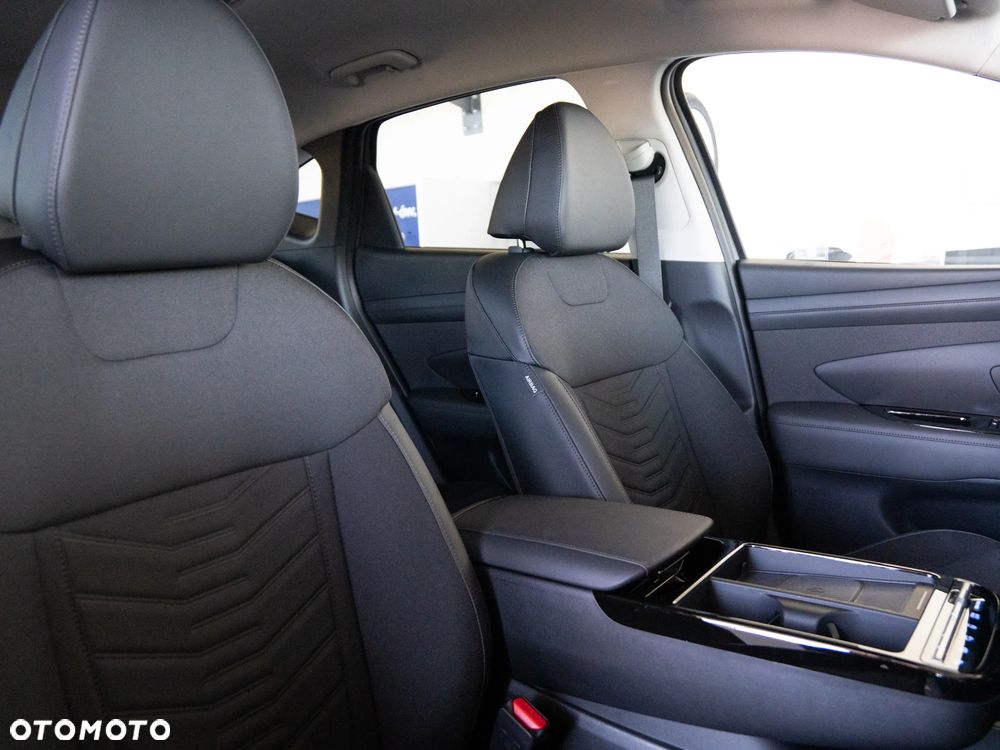 Hyundai Tucson 1.6 T-GDi Executive 2WD DCT - 28