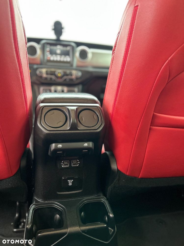 Jeep Wrangler 2.0 T-GDI Hardtop AWD Automatik Sahara - 23