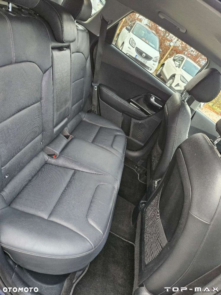Kia Niro - 34