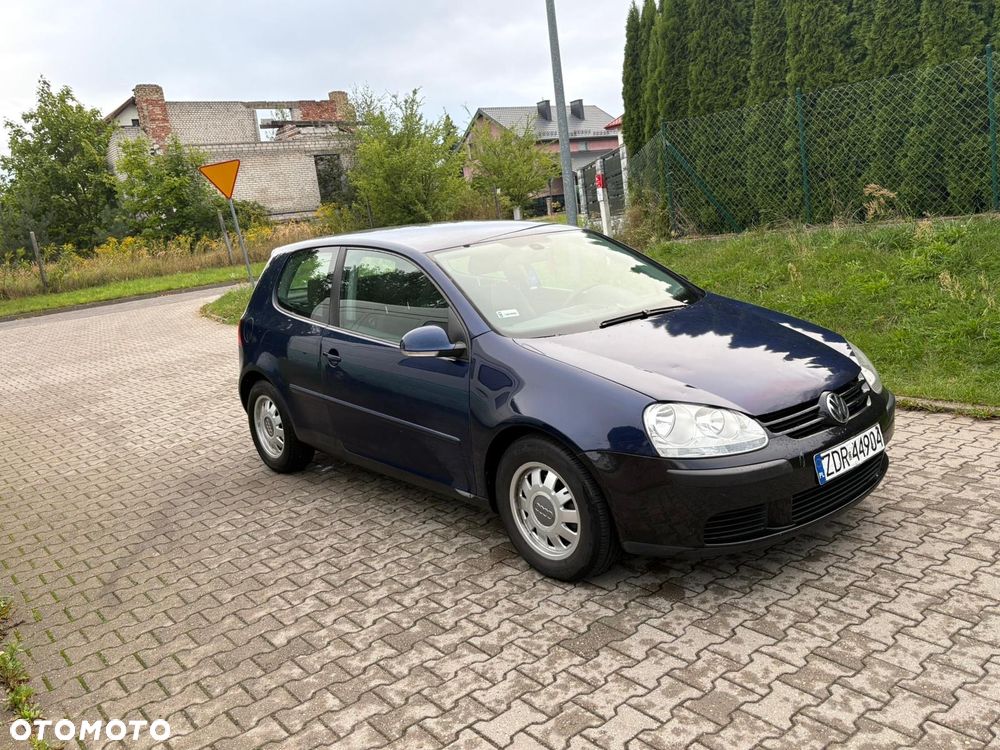 Volkswagen Golf - 4