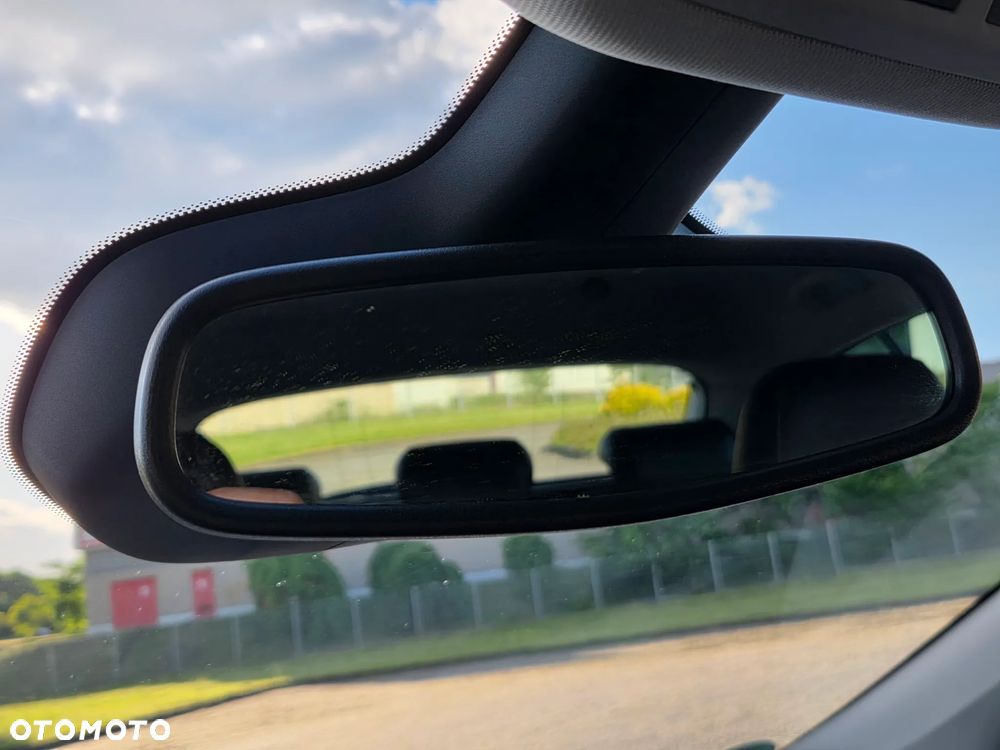 Opel Astra 1.4 Turbo Start/Stop Dynamic - 32