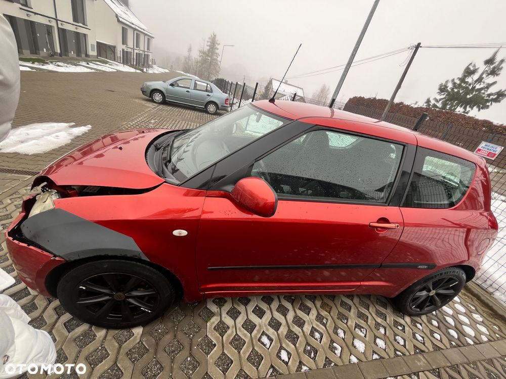 Suzuki Swift - 3